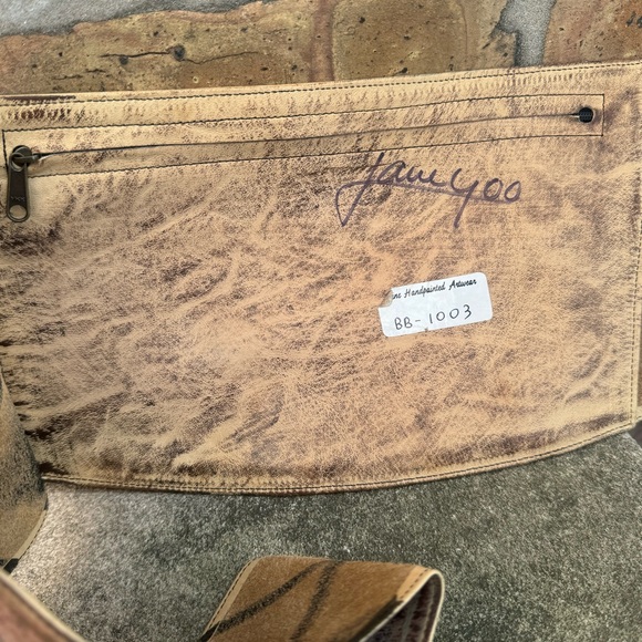 Jane Yoo BB1003 Abstract Hand Painted Leather Belt - Picture 5 of 6